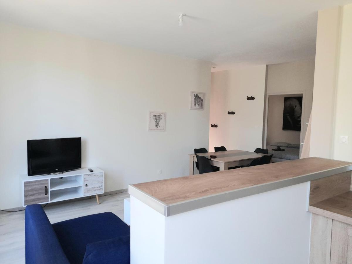 Le Scandinave Apartman Joigny Kültér fotó