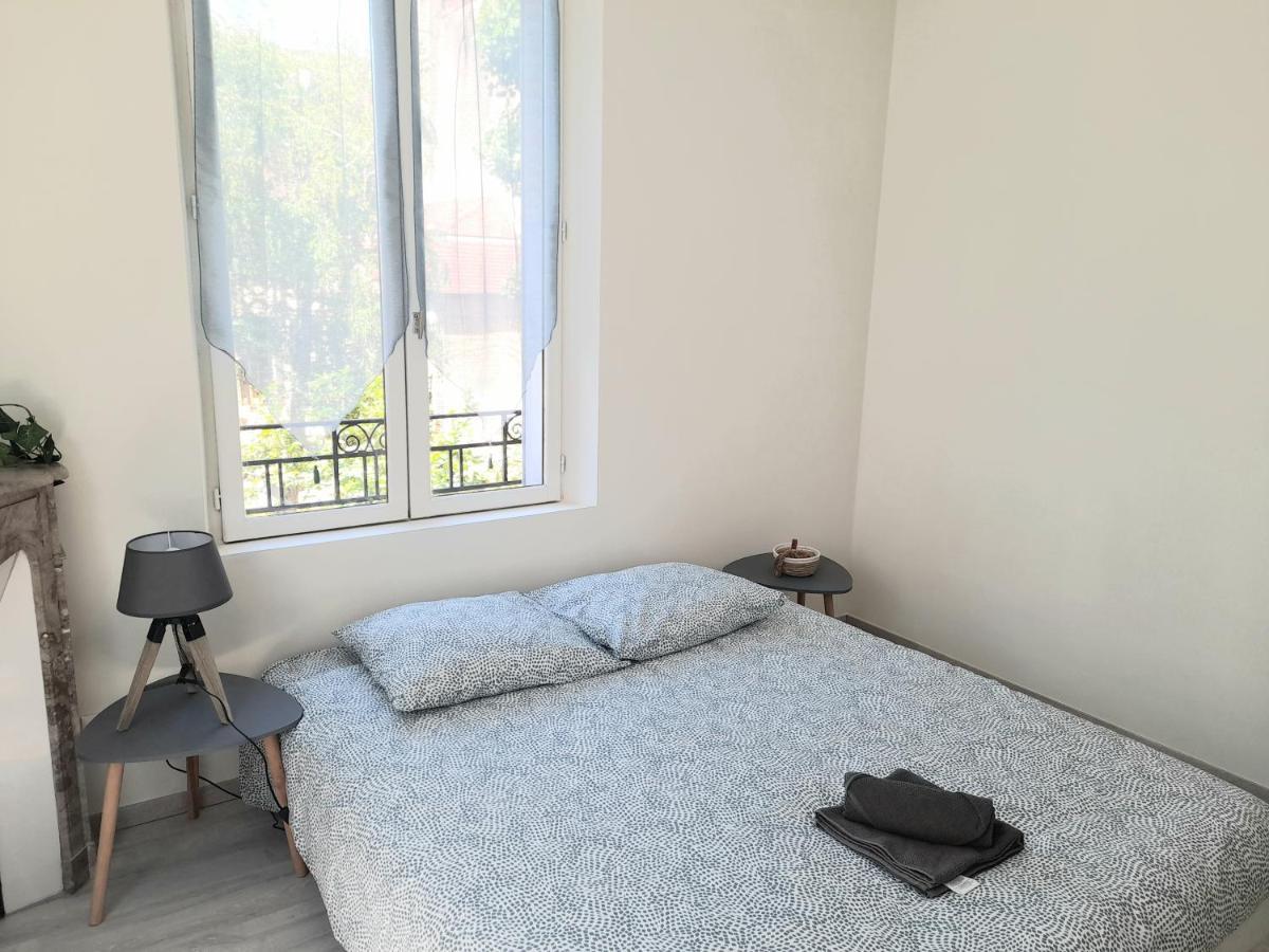 Le Scandinave Apartman Joigny Kültér fotó